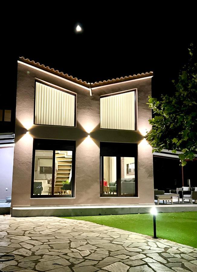 Rouga Paradise Resort Wonitsa Zewnętrze zdjęcie